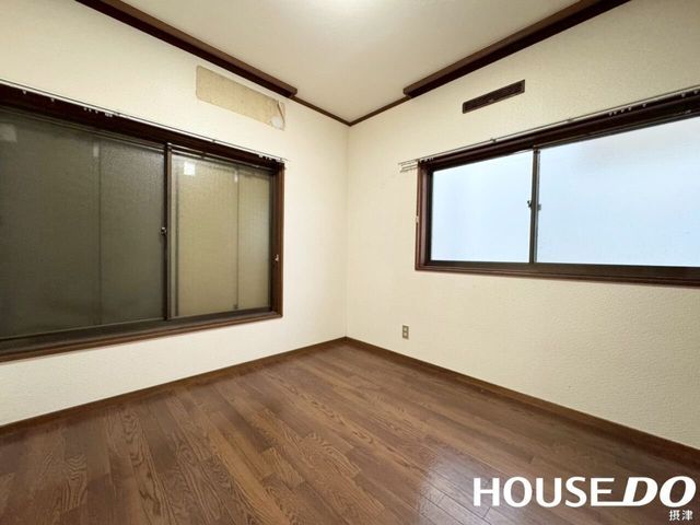 4SDK Detached House with Sunroom in Settsu, Osaka - Thumbnail 2