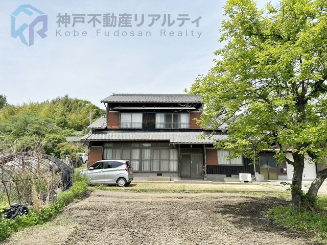7DK Detached House on 272 Tsubo Land in Kobe Nishi Ward - Thumbnail 3