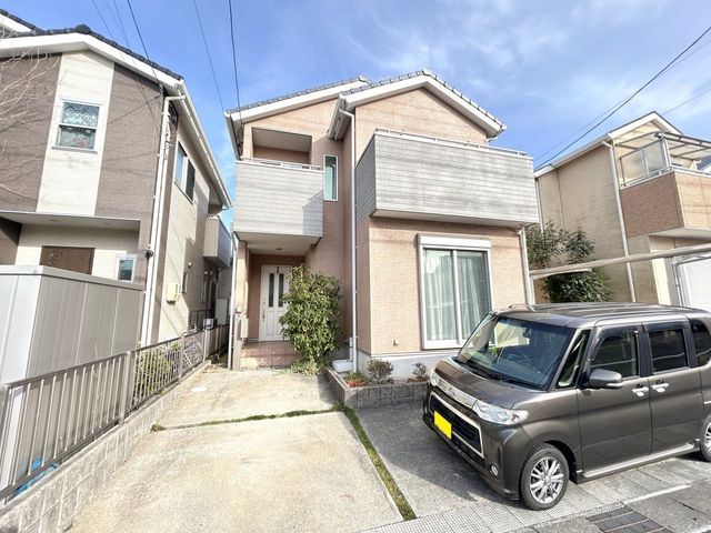 3SLDK Renovated House in Yokkaichi with Parking - Thumbnail 2