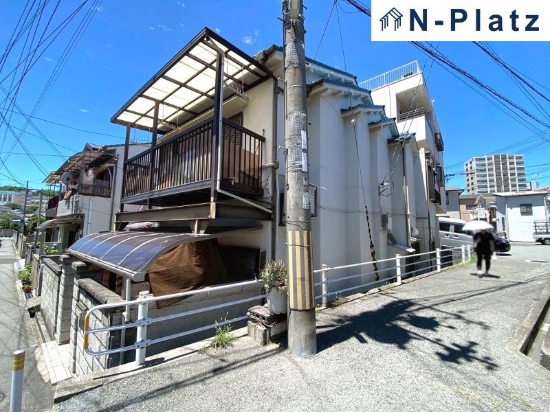 4LDK Corner Lot House for Sale near Nagata Station, Kobe - Image 1