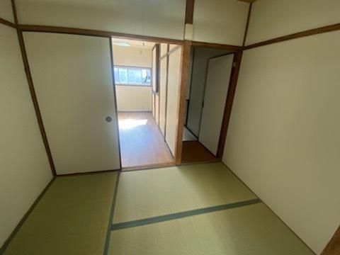 5K Terrace House for Sale near Bentencho Station, Osaka - Thumbnail 3