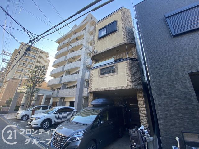4LDK Steel-Frame House with Roof Terrace near Kita-Tanabe Station, Osaka - Thumbnail 3