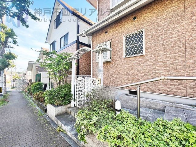 4LDK House with Terrace & Akashi Bridge View in Kobe Nishi Ward - Thumbnail 2