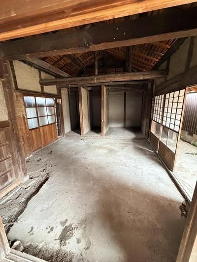 Historic 8K House for Sale in Yamatokoriyama, Nara — House, Yamatokoriyama, Nara