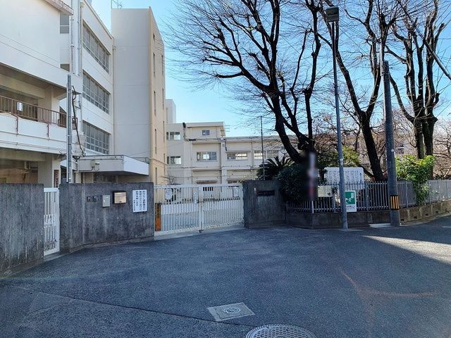 5DK Wooden House for Sale in Takatsuki, Osaka - 450万円 - Thumbnail 3