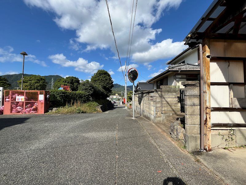 5DK House with Garden and Carport in Shimonoseki, Yamaguchi - Thumbnail 3