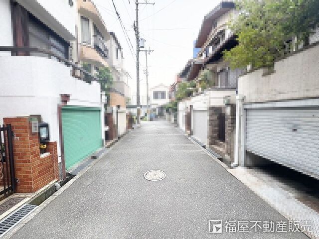 4DK Detached House for Sale in Kita Ward, Osaka - Thumbnail 3