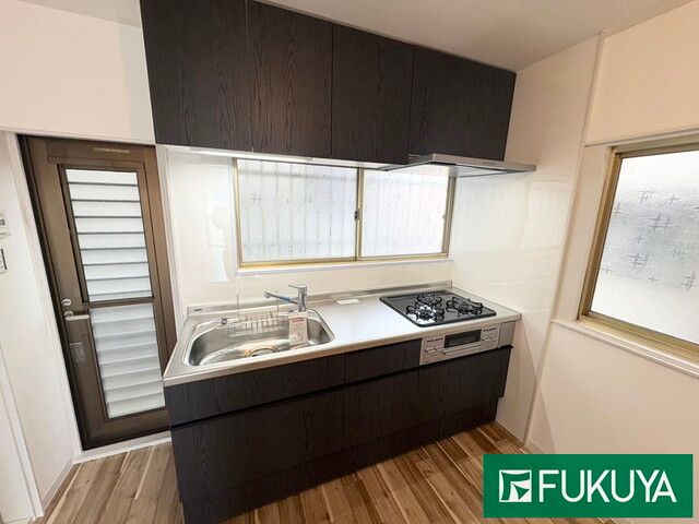 4LDK Detached House for Sale in Toyonaka, Osaka - Thumbnail 4