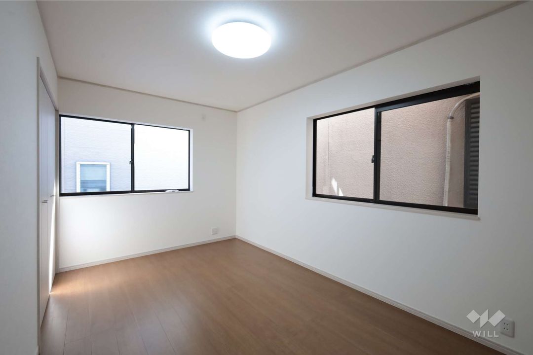 Renovated 4LDK House in Ibaraki, Osaka | Family Home Near Schools - Thumbnail 3