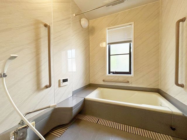 5SLDK Family House in Kobe Sumiyoshi Yamate | 192 sqm - Thumbnail 3