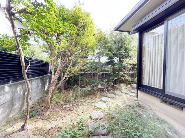 5SLDK Family House in Kobe Sumiyoshi Yamate | 192 sqm - Thumbnail 2