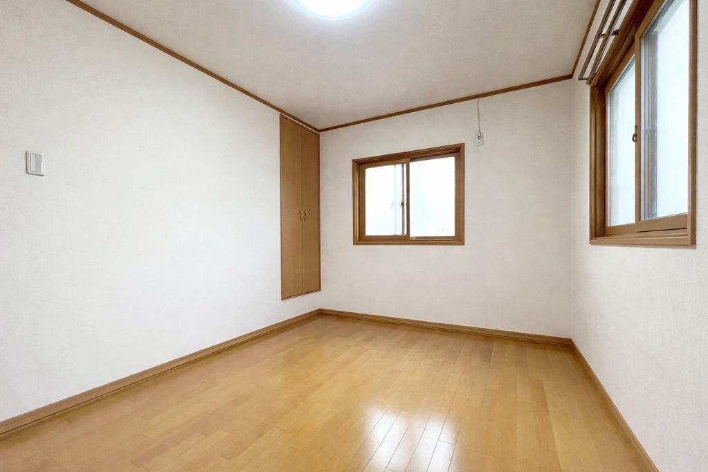 3LDK Detached House for Sale in Fushimi Ward, Kyoto - Thumbnail 3