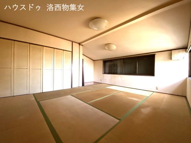 5DK House for Sale in Muko City, Kyoto - 129.4 sqm - Thumbnail 4