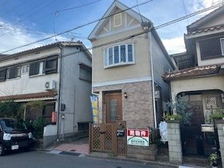 Renovated 4DK Detached House for Sale in Fujiidera, Osaka - Thumbnail 3
