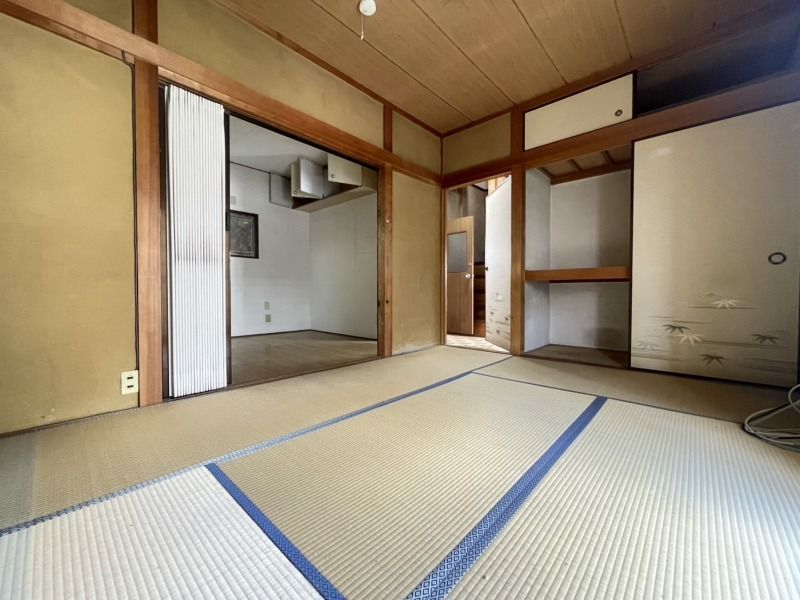 4DK Corner Lot House for Sale in Higashiosaka, Osaka - Thumbnail 3