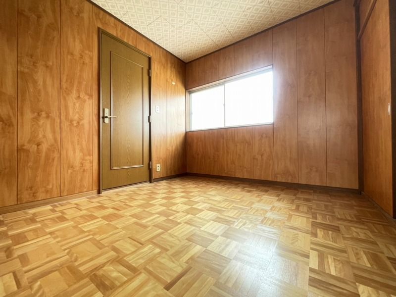 4DK Corner Lot House for Sale in Higashiosaka, Osaka - Thumbnail 2