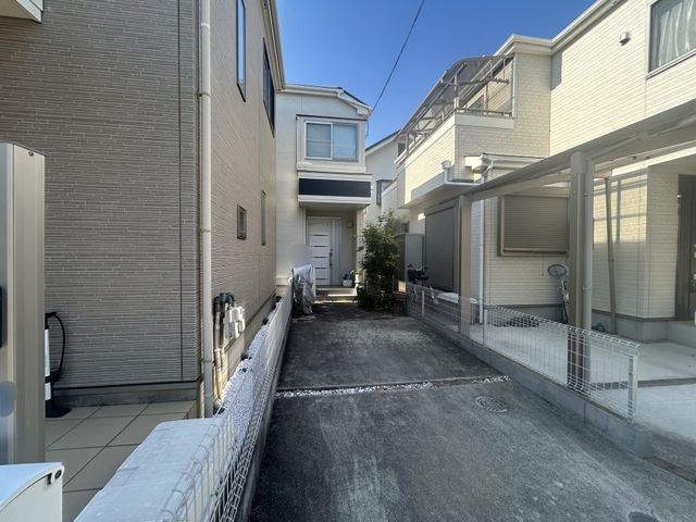 2SLDK Detached House for Sale in Suita, Osaka - 84.05 sqm - Thumbnail 4