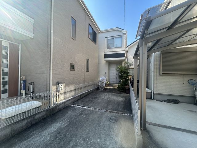 2SLDK Detached House for Sale in Suita, Osaka - 84.05 sqm - Thumbnail 3