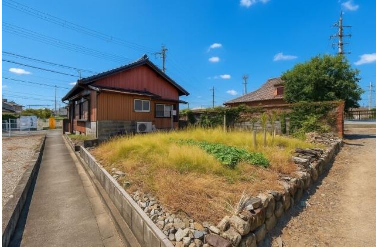 3DK Single-Story House for Sale Near Sea in Misaki, Osaka - Thumbnail 2