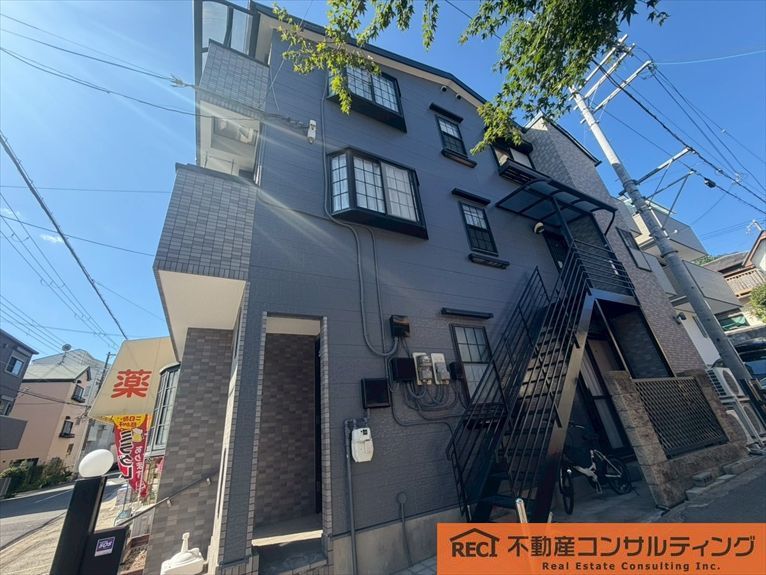 6LDK Steel Frame House for Sale in Kobe's Nada Ward - Thumbnail 3