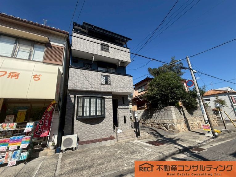 6LDK Steel Frame House for Sale in Kobe's Nada Ward - Thumbnail 4