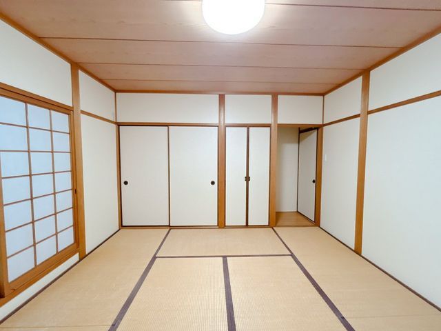 Renovated 4SLDK House Near Kikyogaoka Station in Nabari - Thumbnail 3