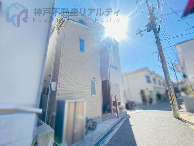Modern 3LDK Corner Lot House for Sale in Kobe Suma Ward - Thumbnail 3