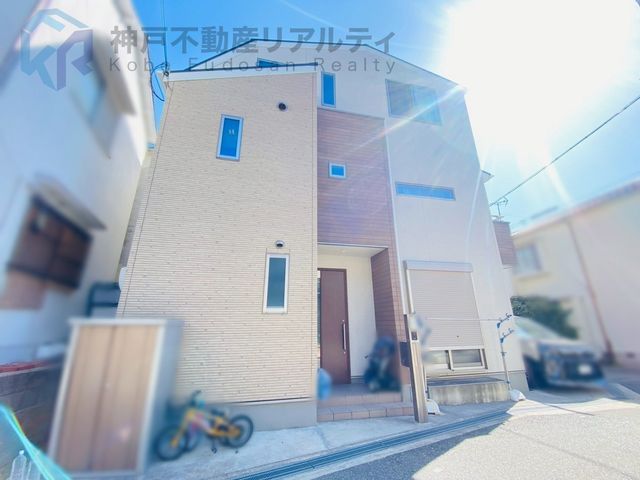 Modern 3LDK Corner Lot House for Sale in Kobe Suma Ward - Thumbnail 4