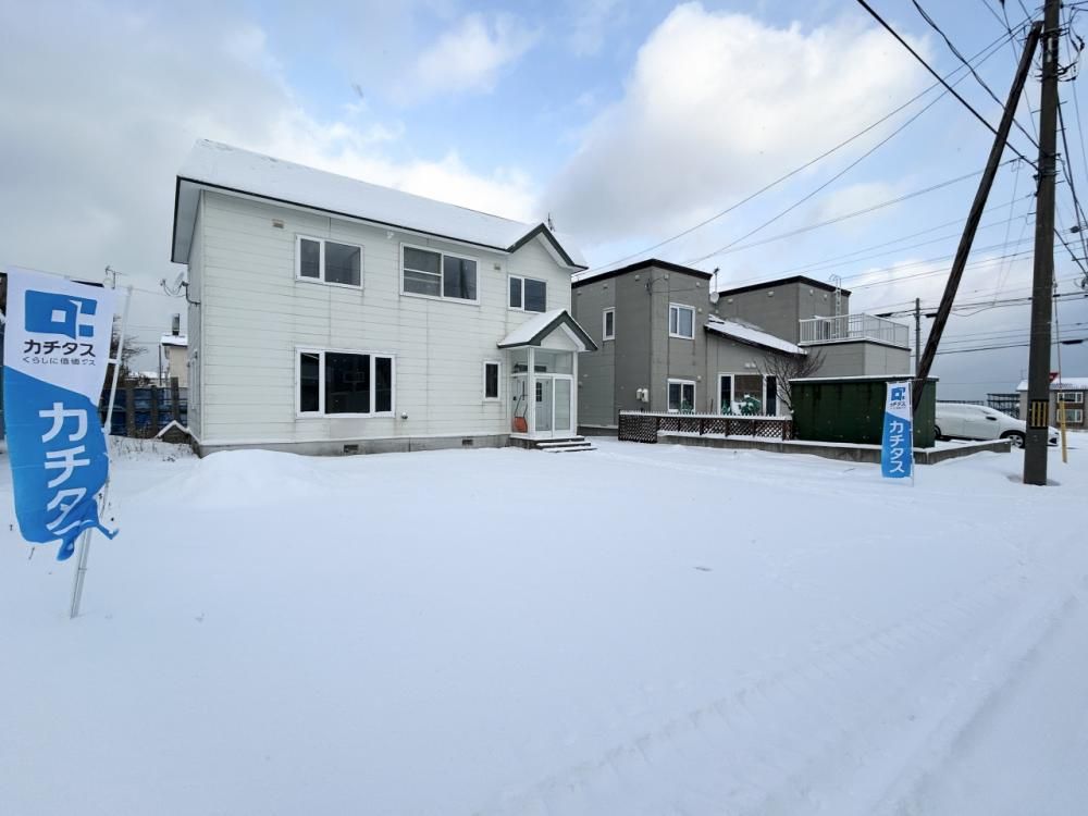 5LDK Renovated House for Sale in Wakkanai, Hokkaido - Thumbnail 2