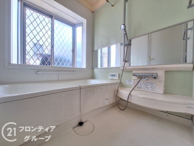 3LDK Detached House for Sale in Nara City with 180.33 sqm Land - Thumbnail 3