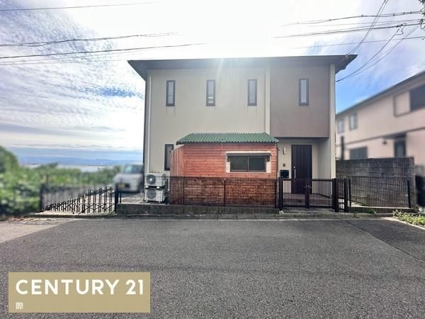 2SLDK House for Sale in Kada, Wakayama City - 101.84 sqm - Thumbnail 2