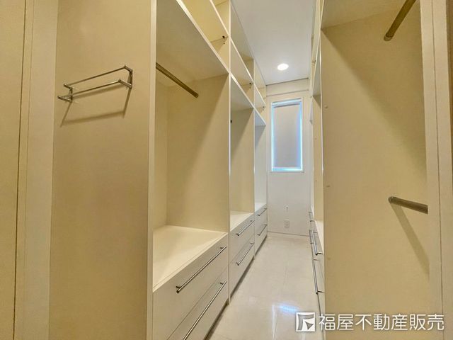 3LDK RC House for Sale in Kyoto Minami Ward near Kujo Station - Thumbnail 4