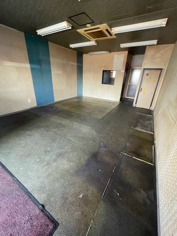 Shop with Residence for Sale in Higashi-Osaka, Osaka - Thumbnail 4