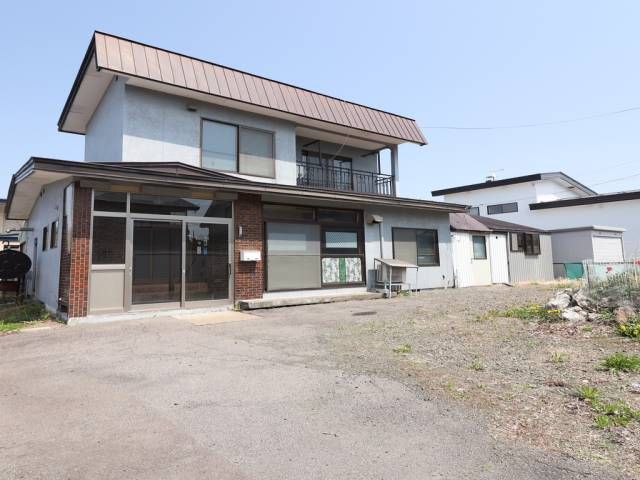 4LDK Detached House for Sale in Tsubetsu, Hokkaido - 100万円 - Thumbnail 2