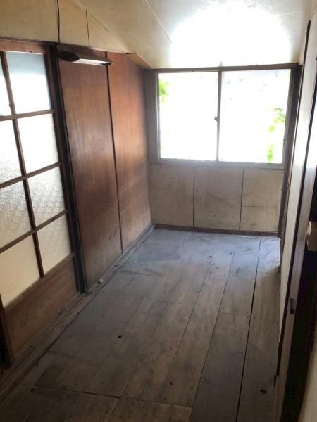 80-Year-Old 3K House for Renovation Near Haruki Station, Kishiwada - Thumbnail 3