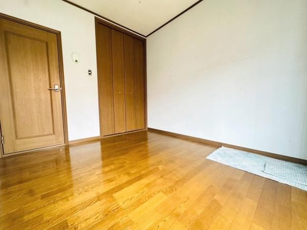 4LDK Detached House for Sale in Hirakata, Osaka - Thumbnail 4