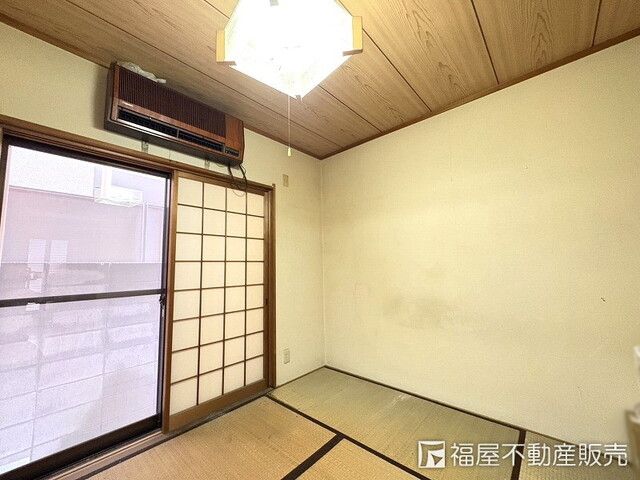 5DK Wooden House for Sale in Kyoto's Nakagyo Ward, Near Omiya Station - Thumbnail 4