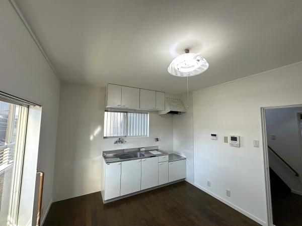 4DK Wooden House for Sale in Sumiyoshi, Osaka - 19800000 Yen - Thumbnail 4