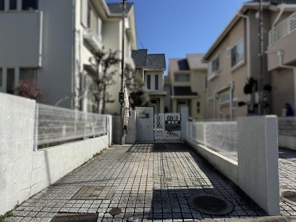 4LDK Detached House for Sale in Izumi City, Osaka - Thumbnail 2