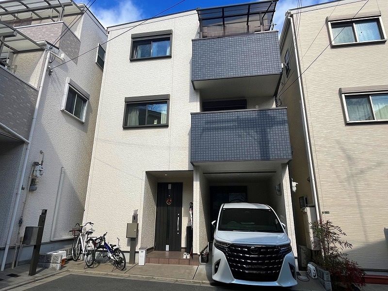 4LDK House for Sale in Ikuno Ward, Osaka | Near Teradacho Station - Thumbnail 3