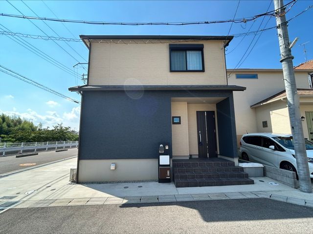 Modern 3LDK House for Sale in Osaka Sayama, Near Kongo Station - Thumbnail 3