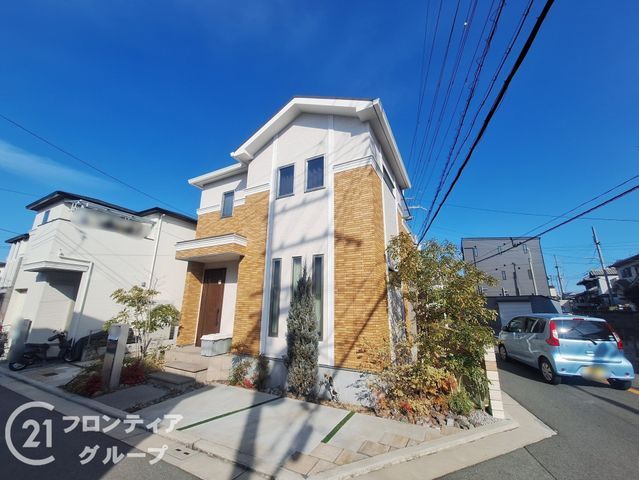Modern 3LDK House for Sale in Sakai, Osaka - Built 2022 - Thumbnail 4