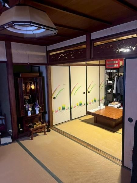 3DK Single-Story House for Sale in Sakai, Osaka - Thumbnail 2