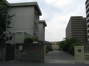 3DK House for Sale in Neyagawa, Osaka - 12% Yield - Thumbnail 3