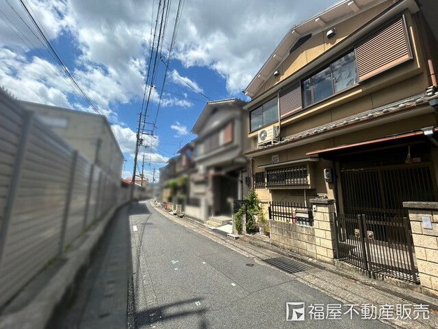 4DK House for Sale in Ukyo-ku, Kyoto Near Station - Thumbnail 4