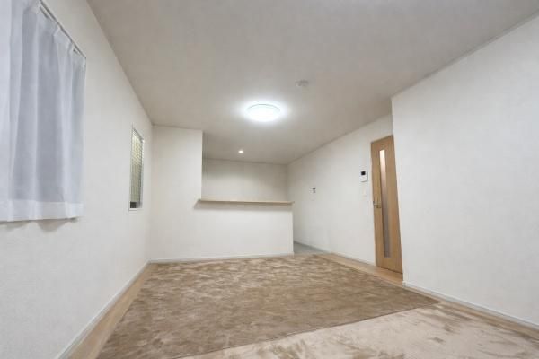 4SLDK Detached House for Sale in Settsu City, Osaka - Thumbnail 3