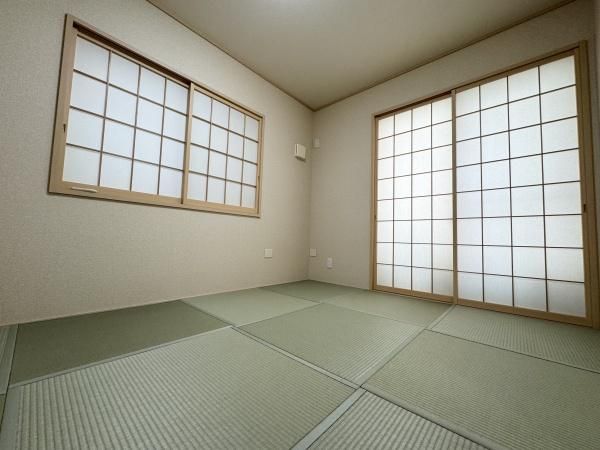 4SLDK Detached House for Sale in Settsu City, Osaka - Thumbnail 4