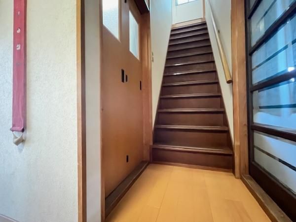 6DK Used House in Kashiba, Nara - 122.1 sqm - Thumbnail 2