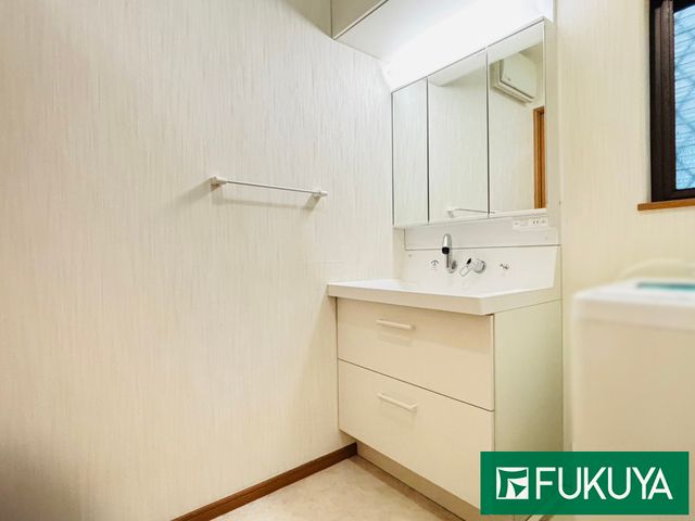 4LDK Detached House for Sale in Yamashina, Kyoto - Thumbnail 4