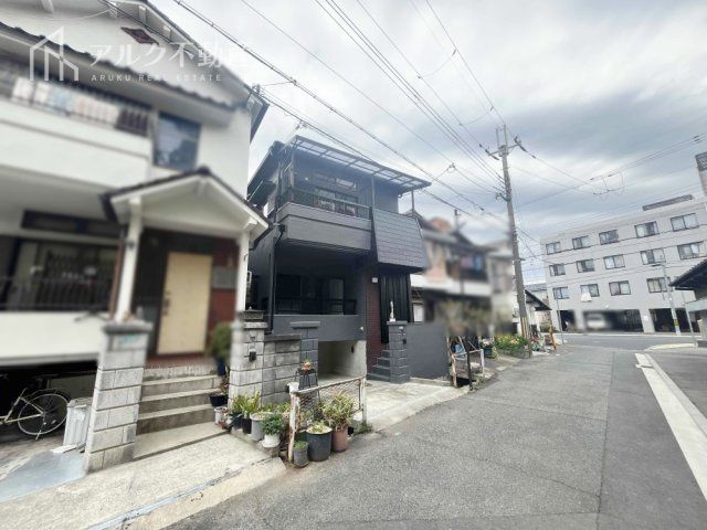 Renovated 3LDK Detached House near Mukogawa Station, Nishinomiya - Thumbnail 3